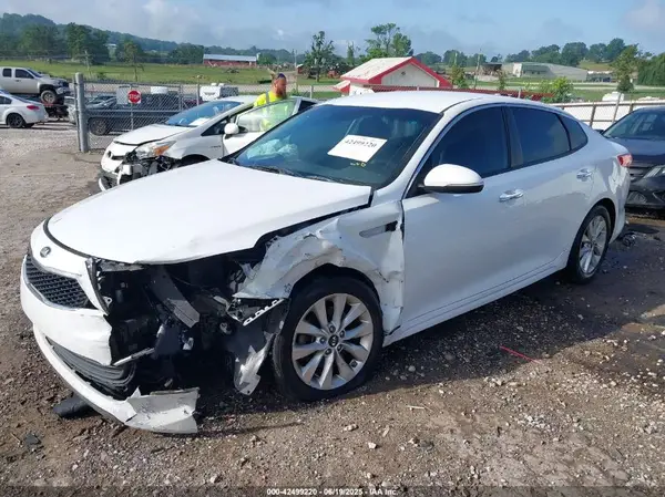 5XXGT4L34HG148486 2017 KIA OPTIMA - Image 2