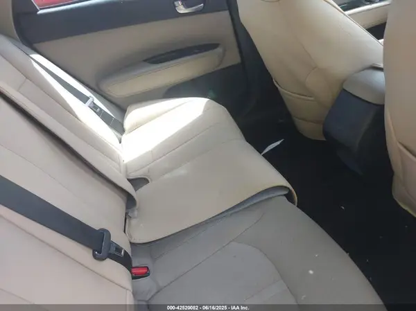 5XXGT4L34HG152537 2017 KIA OPTIMA - Image 8