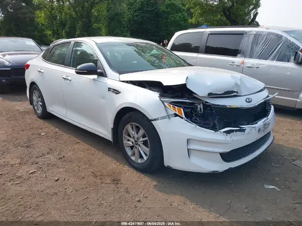 5XXGT4L34HG154479 2017 KIA OPTIMA - Image 1