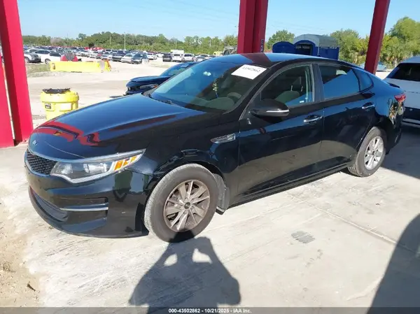 5XXGT4L34HG154966 2017 KIA OPTIMA - Image 2