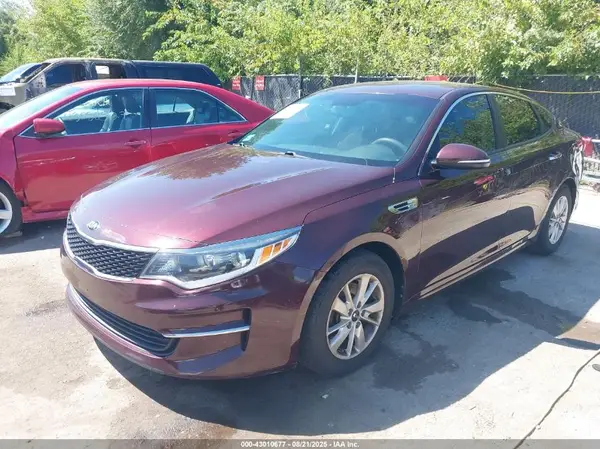 5XXGT4L34HG155082 2017 KIA OPTIMA - Image 2