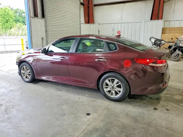 5XXGT4L34HG156720 2017 KIA OPTIMA - Image 2