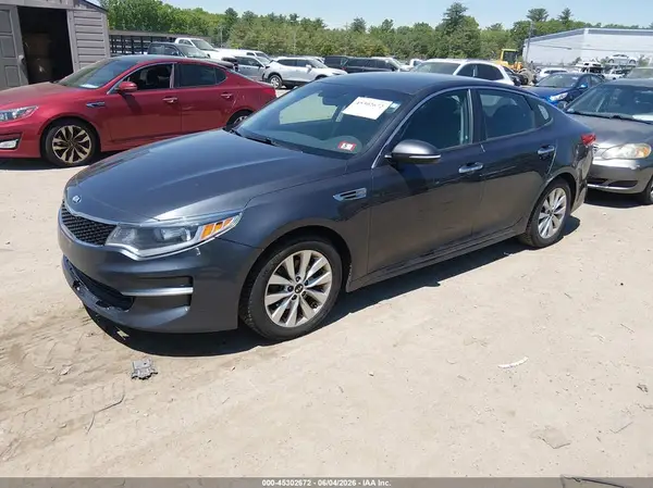 5XXGT4L34HG156846 2017 KIA OPTIMA - Image 2