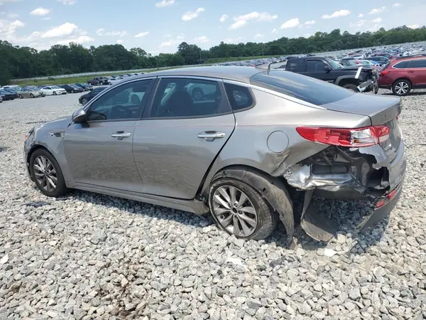 5XXGT4L34HG160735 2017 KIA OPTIMA - Image 2
