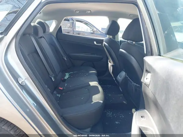 5XXGT4L34HG165613 2017 KIA OPTIMA - Image 8