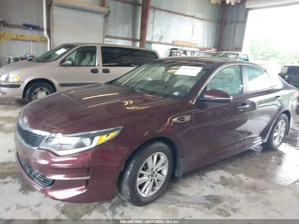 5XXGT4L34HG166583 2017 KIA OPTIMA - Image 2