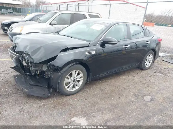 5XXGT4L34HG166745 2017 KIA OPTIMA - Image 2