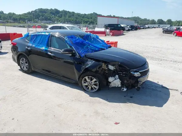5XXGT4L34HG167300 2017 KIA OPTIMA - Image 1