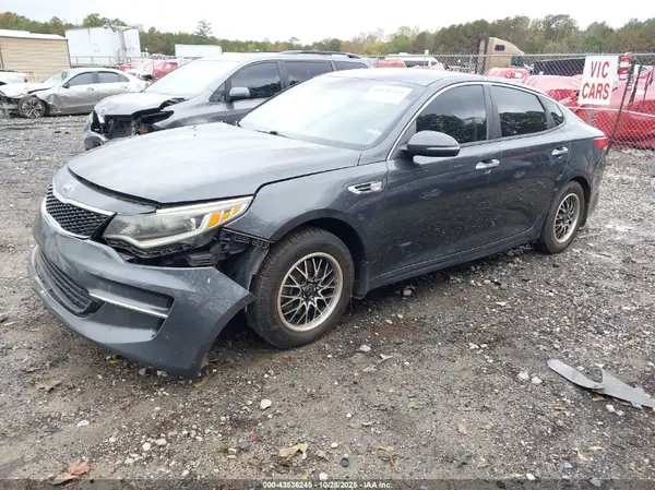 5XXGT4L34HG169645 2017 KIA OPTIMA - Image 2