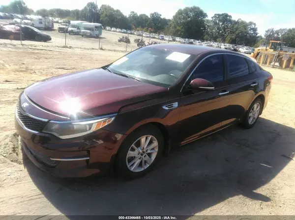 5XXGT4L34HG175168 2017 KIA OPTIMA - Image 2