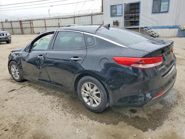 5XXGT4L34HG177373 2017 KIA OPTIMA - Image 2
