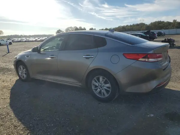 5XXGT4L34JG179226 2018 KIA OPTIMA - Image 2