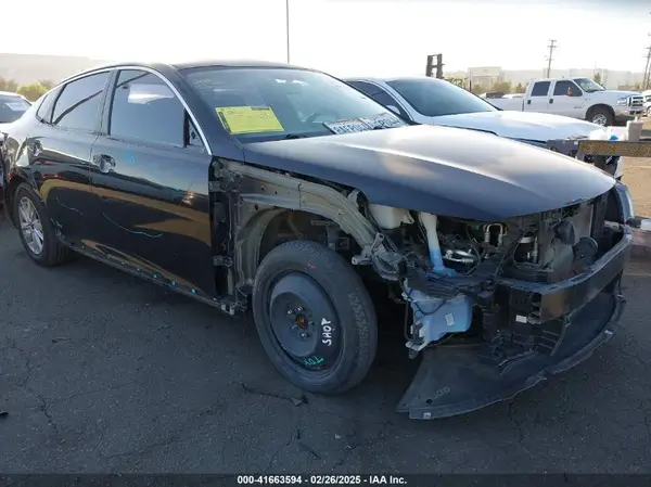 5XXGT4L34JG179372 2018 KIA OPTIMA - Image 1