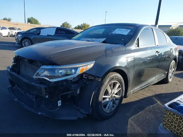 5XXGT4L34JG179372 2018 KIA OPTIMA - Image 2