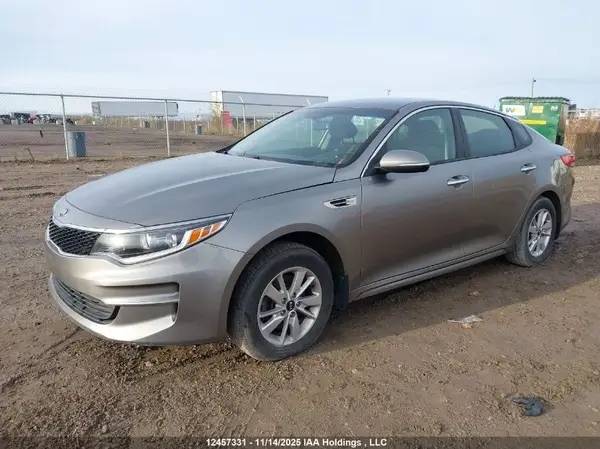 5XXGT4L34JG180361 2018 KIA OPTIMA - Image 2