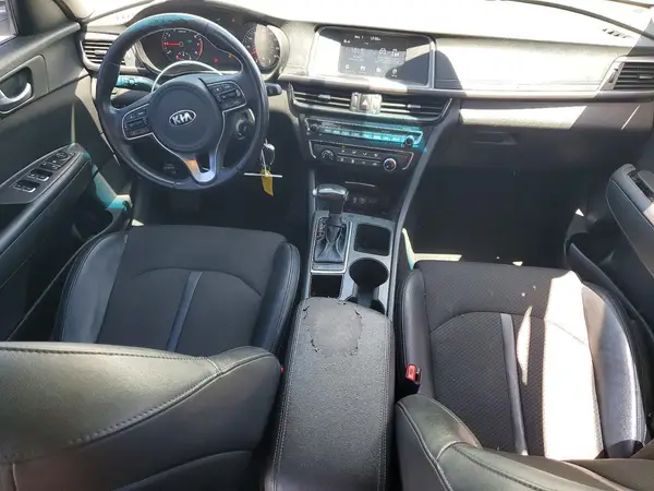 5XXGT4L34JG180943 2018 KIA OPTIMA - Image 8