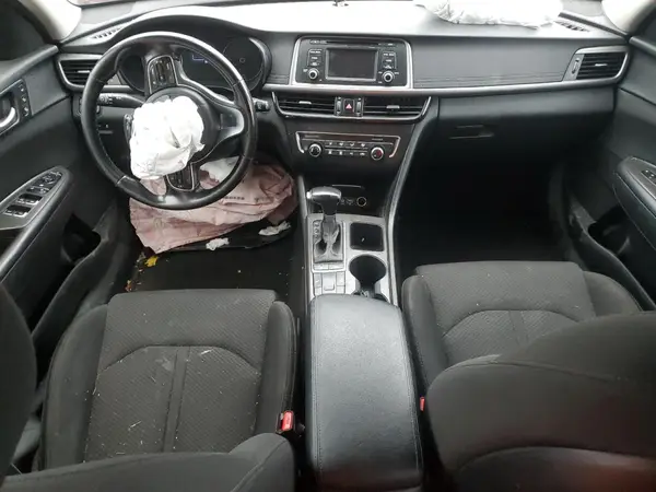 5XXGT4L34JG182322 2018 KIA OPTIMA - Image 8