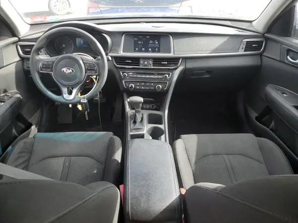 5XXGT4L34JG184071 2018 KIA OPTIMA - Image 8