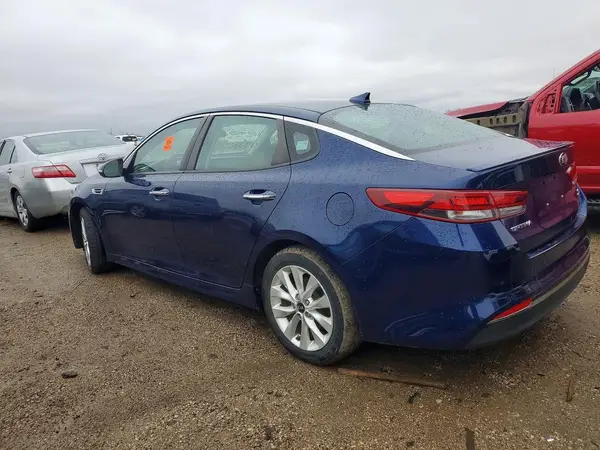 5XXGT4L34JG184281 2018 KIA OPTIMA - Image 2