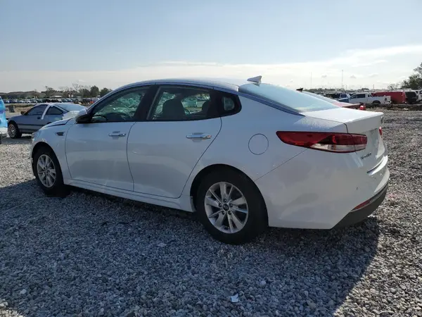 5XXGT4L34JG185513 2018 KIA OPTIMA - Image 2