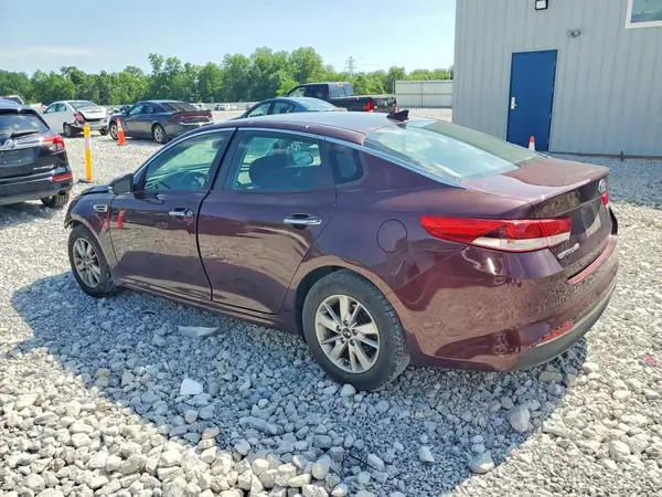 5XXGT4L34JG185639 2018 KIA OPTIMA - Image 2