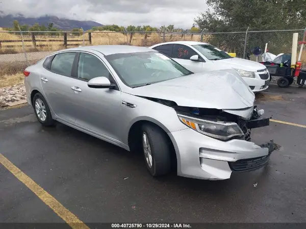 5XXGT4L34JG185706 2018 KIA OPTIMA - Image 1