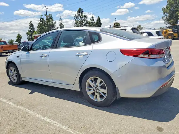 5XXGT4L34JG190713 2018 KIA OPTIMA - Image 2