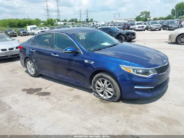 5XXGT4L34JG193823 2018 KIA OPTIMA - Image 1