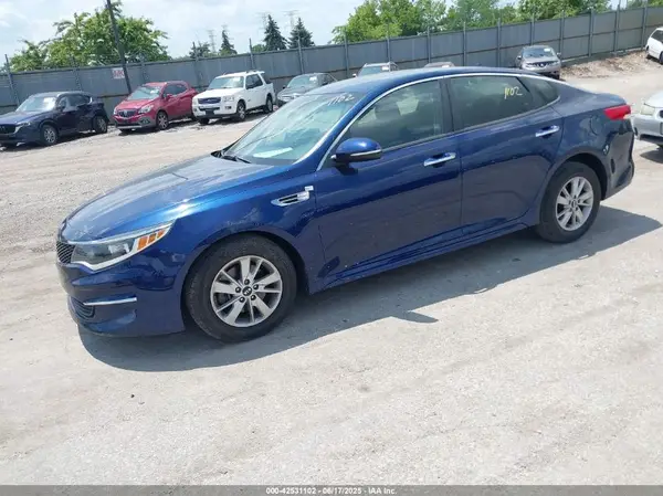 5XXGT4L34JG193823 2018 KIA OPTIMA - Image 2