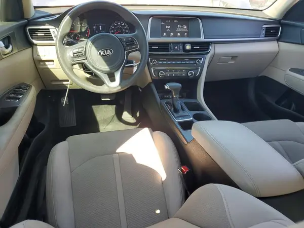 5XXGT4L34JG194308 2018 KIA OPTIMA - Image 8