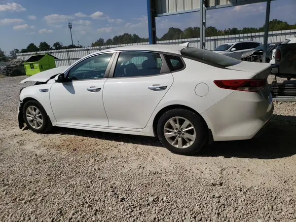 5XXGT4L34JG196236 2018 KIA OPTIMA - Image 2