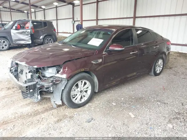 5XXGT4L34JG196365 2018 KIA OPTIMA - Image 2