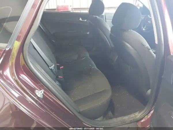 5XXGT4L34JG196365 2018 KIA OPTIMA - Image 8
