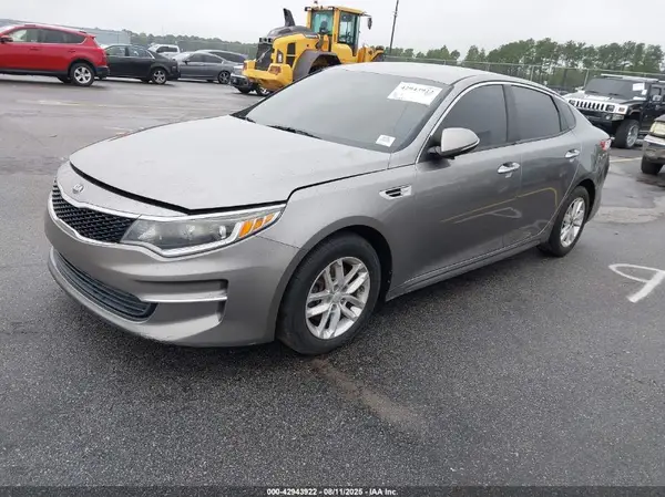 5XXGT4L34JG197998 2018 KIA OPTIMA - Image 2