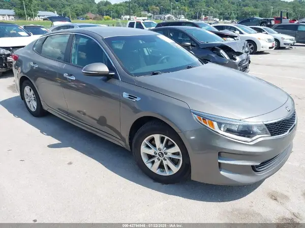 5XXGT4L34JG198052 2018 KIA OPTIMA - Image 1