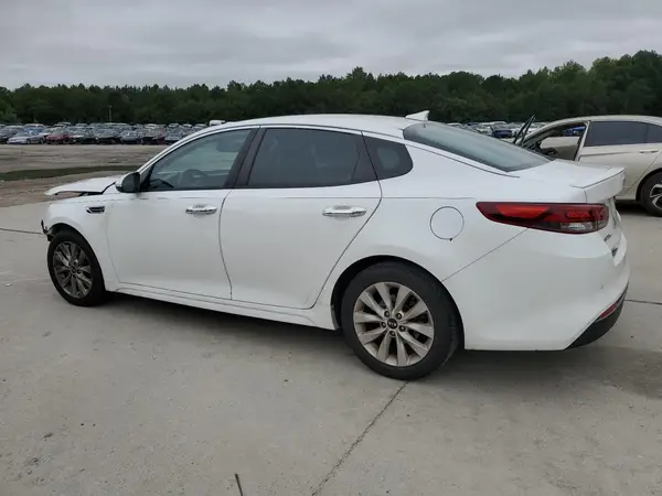 5XXGT4L34JG199900 2018 KIA OPTIMA - Image 2