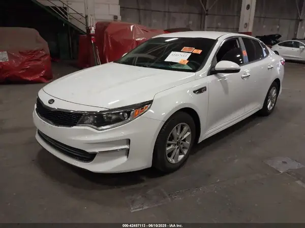 5XXGT4L34JG201998 2018 KIA OPTIMA - Image 2