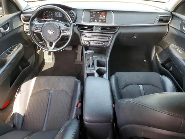 5XXGT4L34JG202570 2018 KIA OPTIMA - Image 8