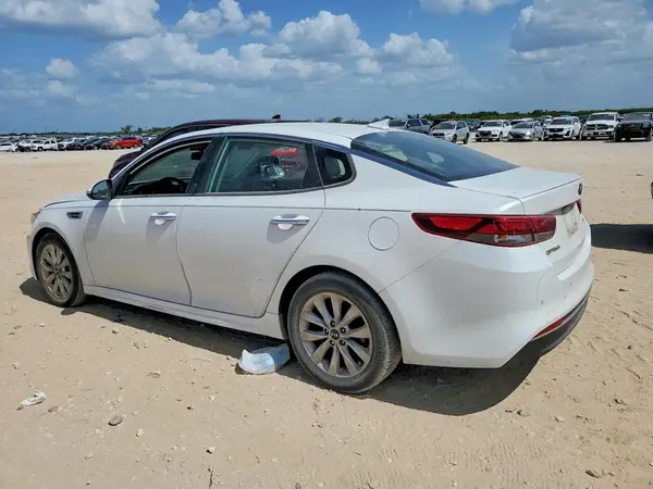 5XXGT4L34JG202634 2018 KIA OPTIMA - Image 2