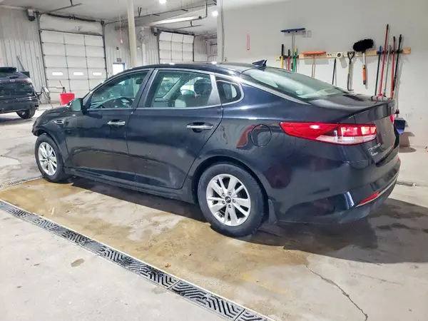 5XXGT4L34JG203234 2018 KIA OPTIMA - Image 2