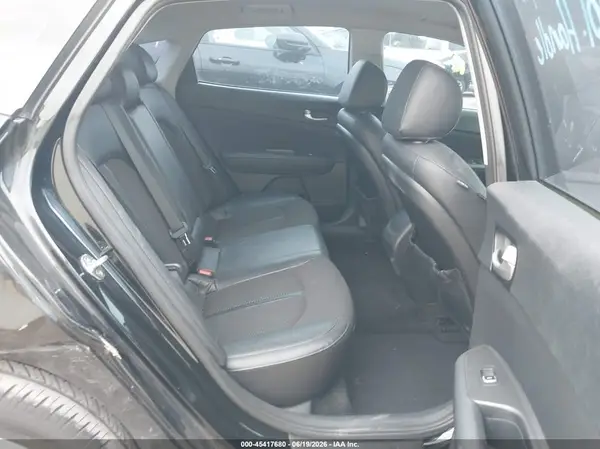 5XXGT4L34JG206182 2018 KIA OPTIMA - Image 8