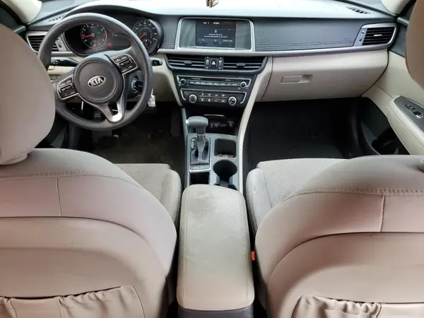 5XXGT4L34JG209857 2018 KIA OPTIMA - Image 8