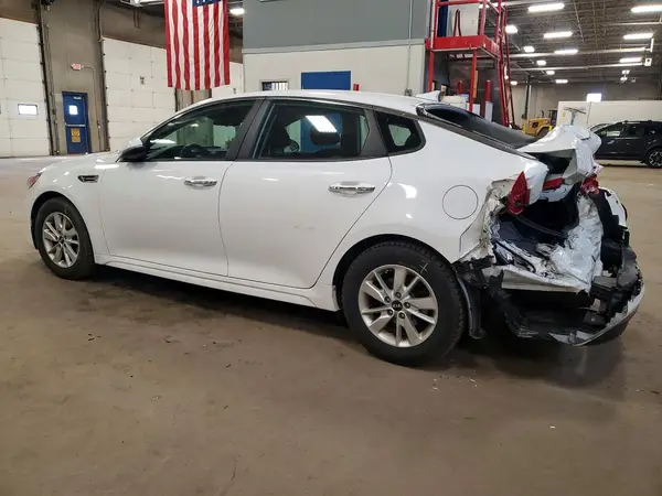 5XXGT4L34JG210779 2018 KIA OPTIMA - Image 2