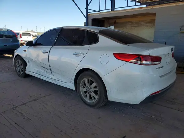5XXGT4L34JG216582 2018 KIA OPTIMA - Image 2