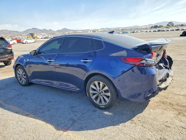 5XXGT4L34JG219465 2018 KIA OPTIMA - Image 2
