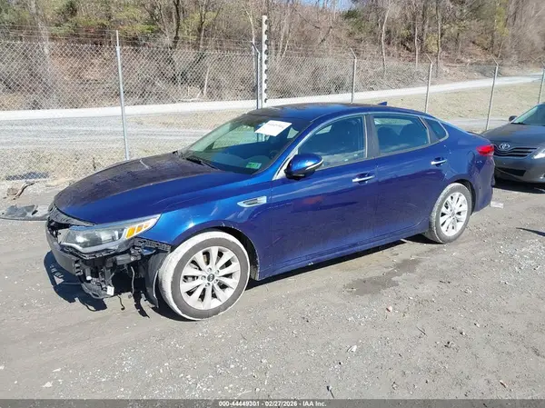 5XXGT4L34JG219580 2018 KIA OPTIMA - Image 2