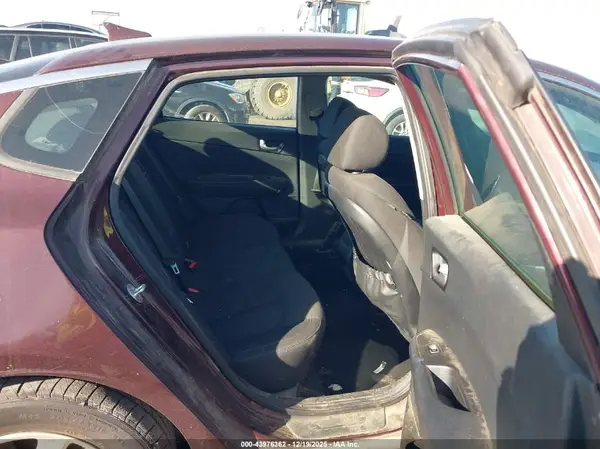 5XXGT4L34JG219837 2018 KIA OPTIMA - Image 8