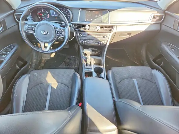 5XXGT4L34JG220034 2018 KIA OPTIMA - Image 8