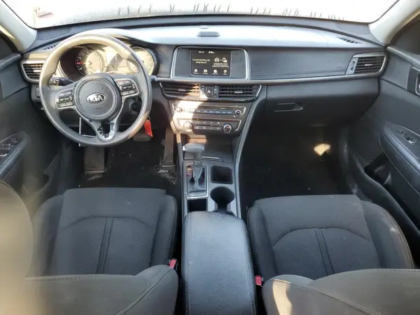 5XXGT4L34JG221622 2018 KIA OPTIMA - Image 8
