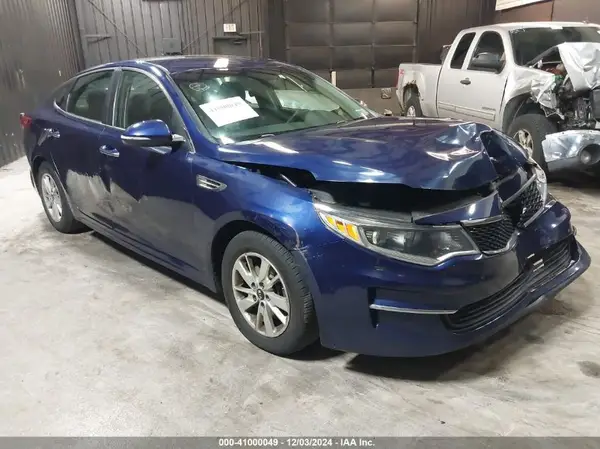 5XXGT4L34JG223385 2018 KIA OPTIMA - Image 1